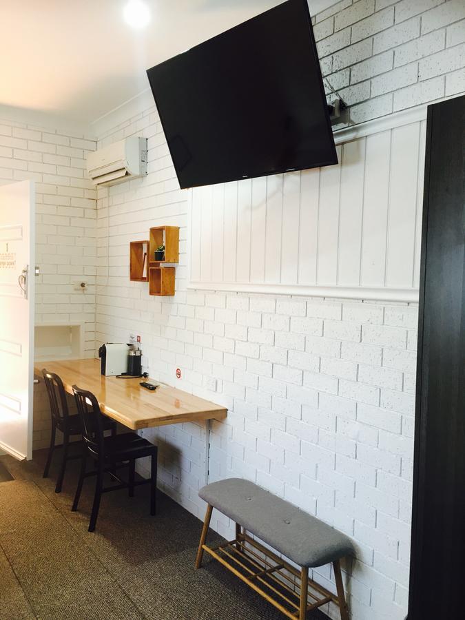 Gin Gin Village Motor Inn Motel Qld 외부 사진