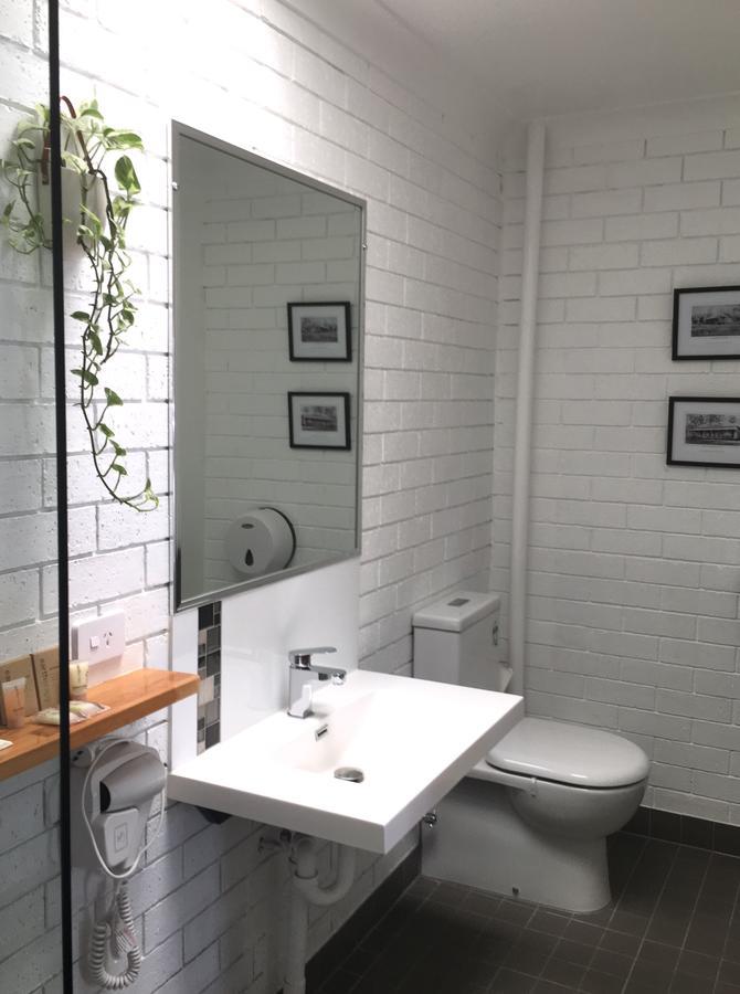 Gin Gin Village Motor Inn Motel Qld 외부 사진