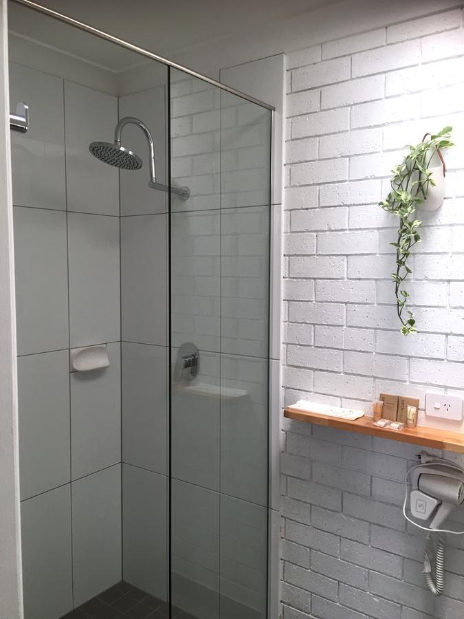 Gin Gin Village Motor Inn Motel Qld 외부 사진